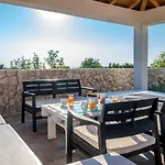Villa Daly *