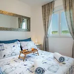 Villa Daly Primosten