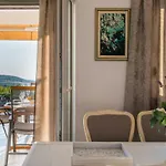 Daly Villa *