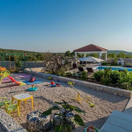 Villa Daly Primošten