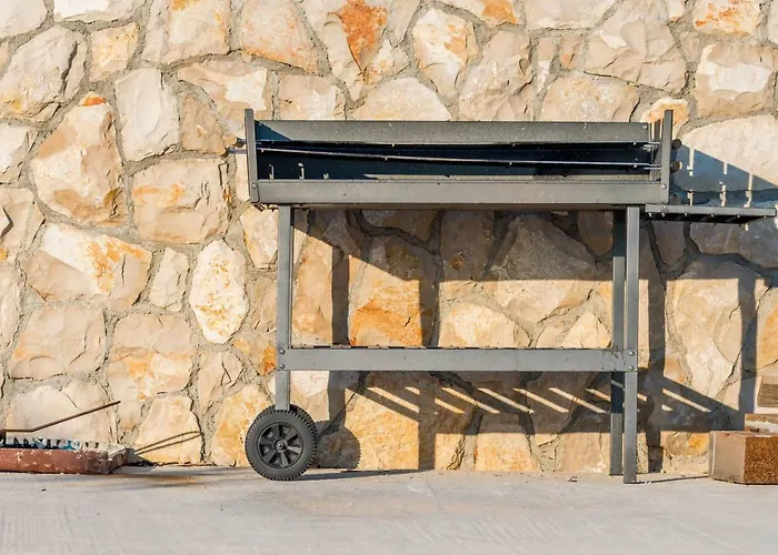 Villa Daly Primosten